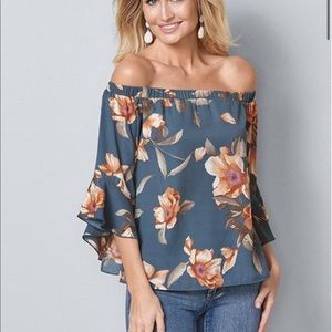 VENUS Off the Shoulder Flower Top